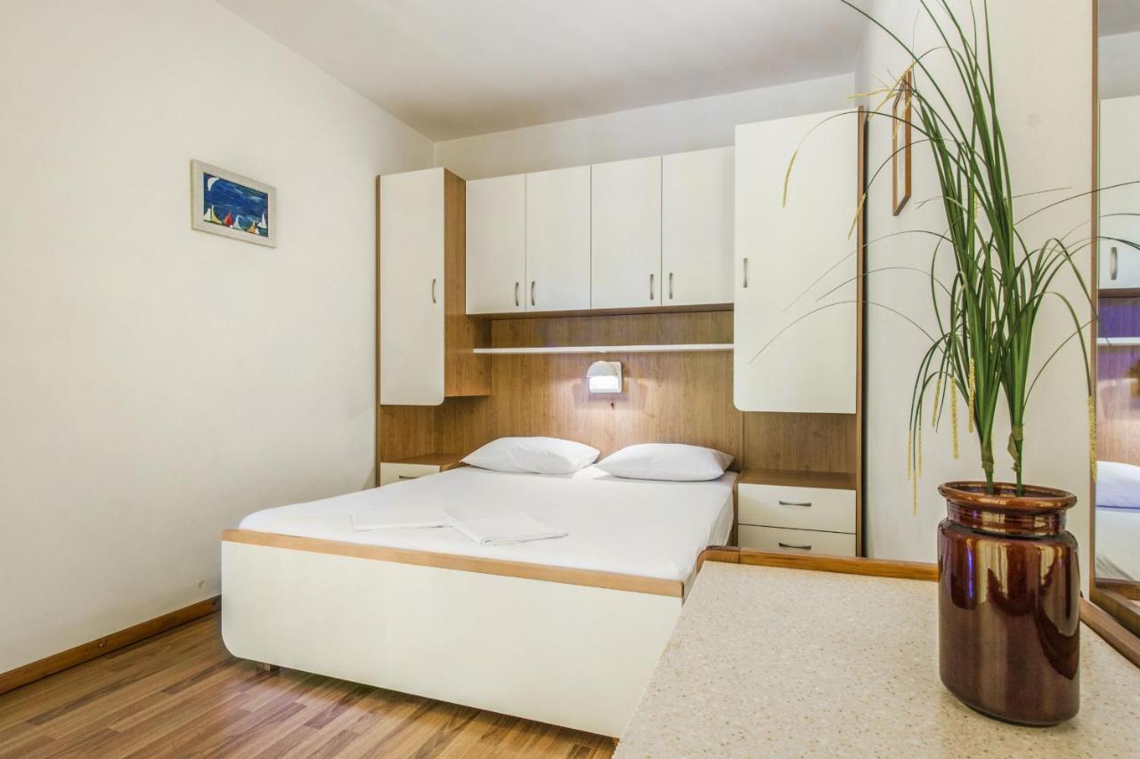 Apartments Konta City Center Vodice Exterior foto